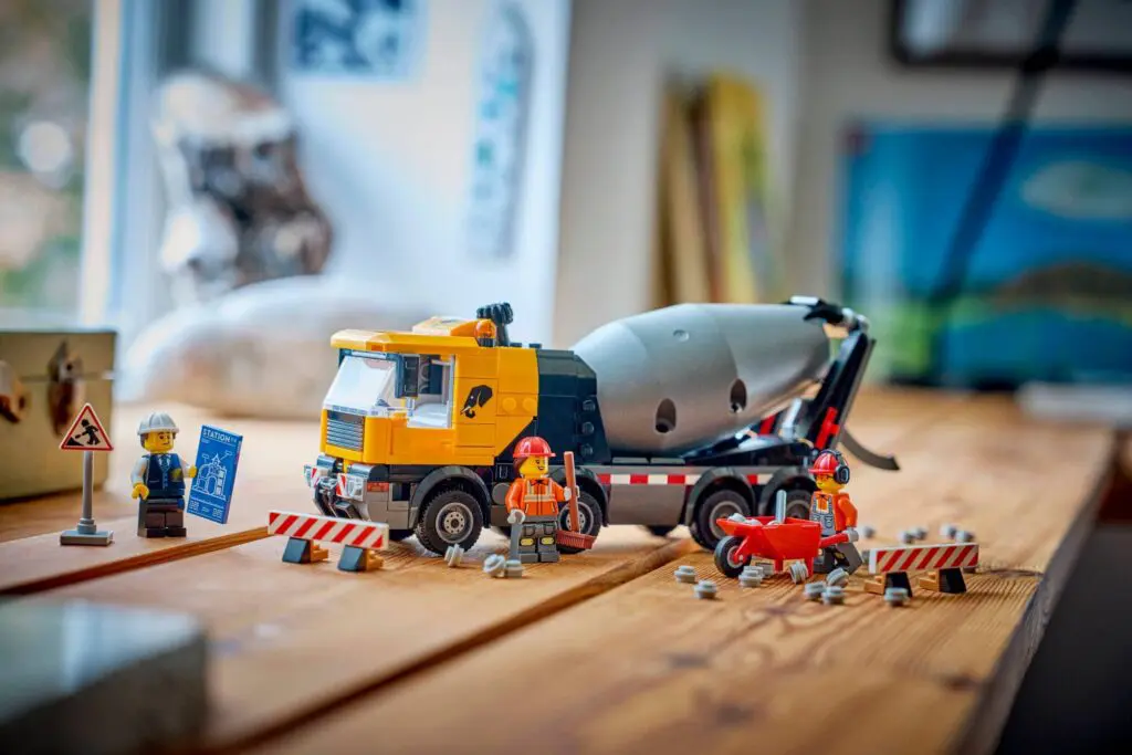 LEGO City Cement Mixer - view 7