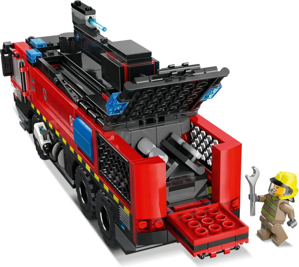 LEGO City Airport Fire Truck - view 13