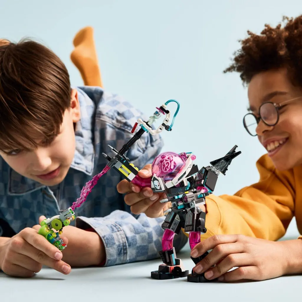 LEGO Dreamzzz Mateo vs. Cyber Brain Mech - view 5