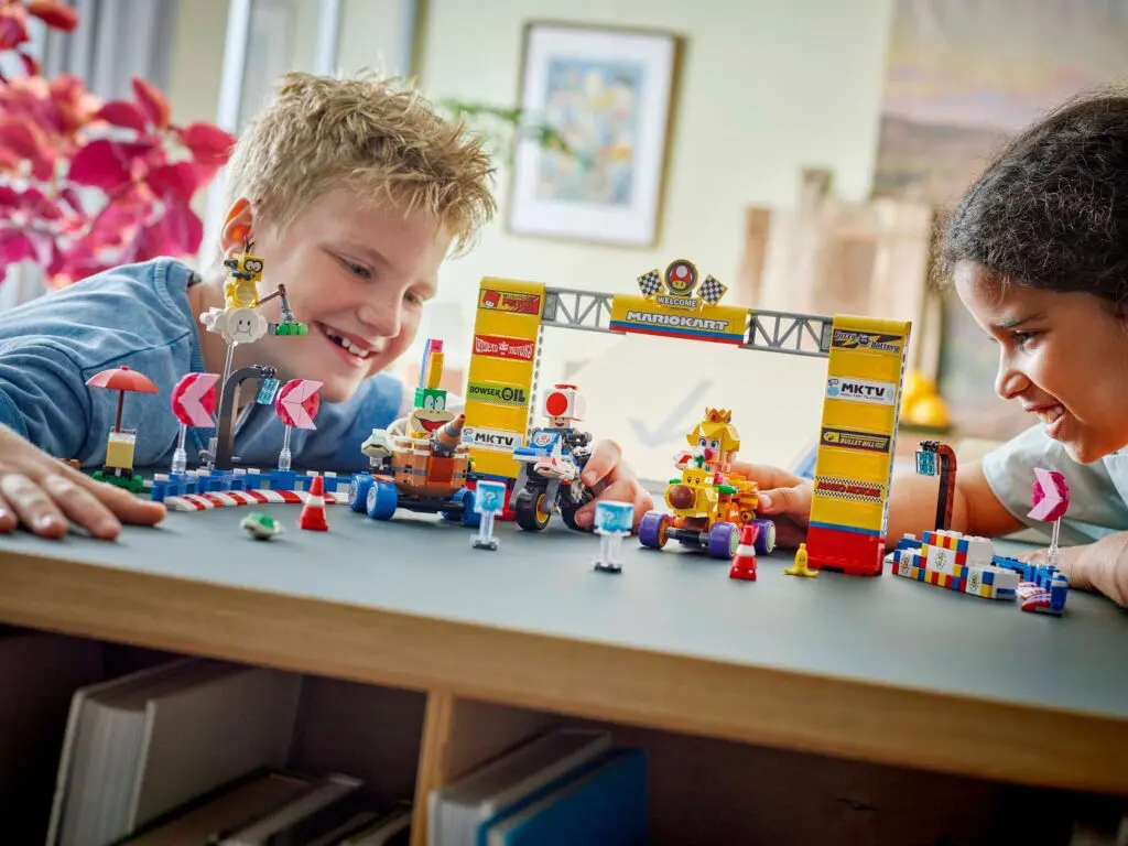 LEGO Super Mario Baby Peach & Grand Prix Set - view 5