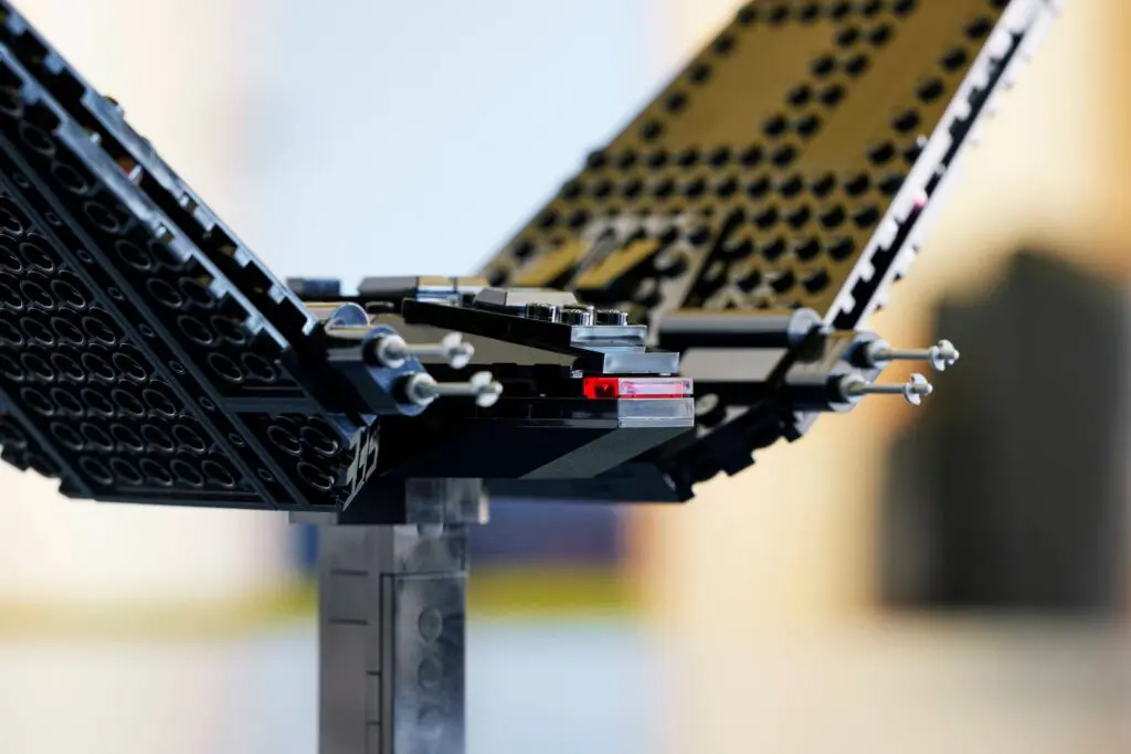 LEGO Star Wars Kylo Ren's Command Shuttle - view 6