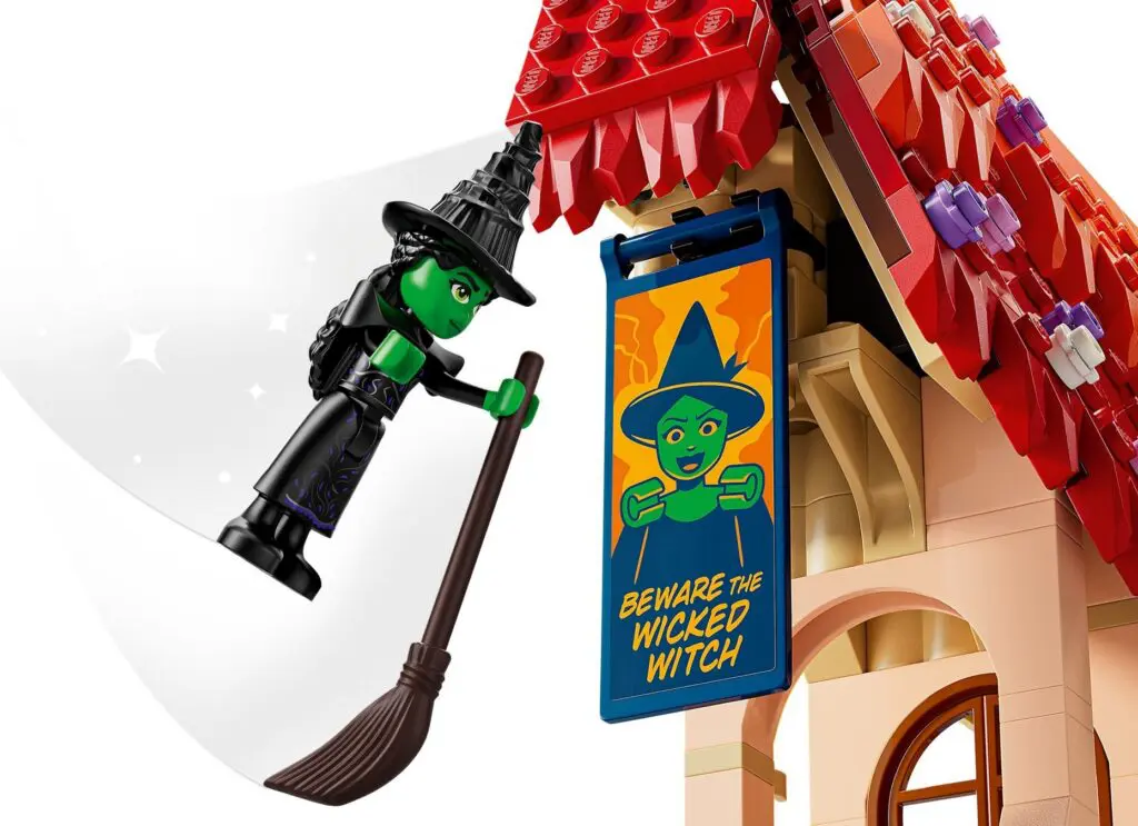 LEGO Wicked Glinda & Elphaba Visit Munchkinland - view 10