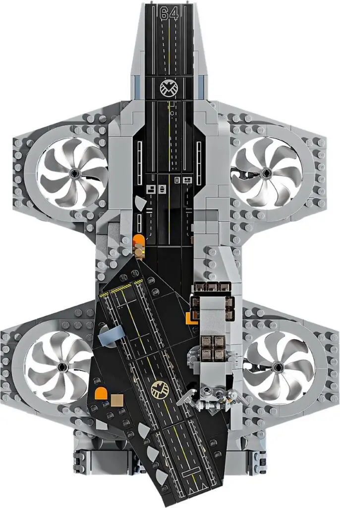 LEGO Marvel Super Heroes The Avengers Helicarrier - view 6