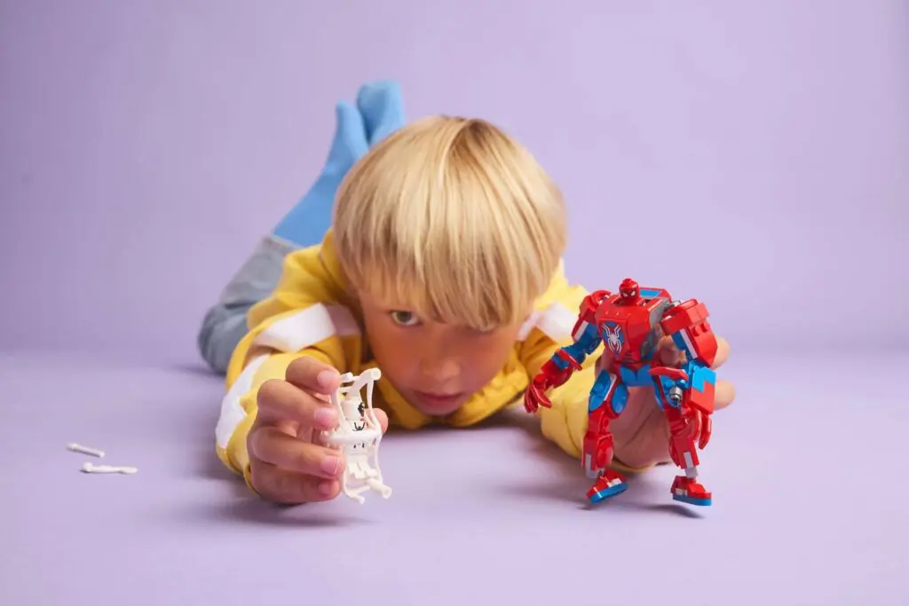 LEGO Marvel Super Heroes Spider-Man Mech vs. Anti-Venom - view 4