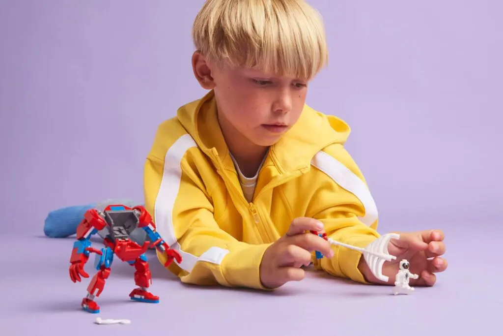 LEGO Marvel Super Heroes Spider-Man Mech vs. Anti-Venom - view 5