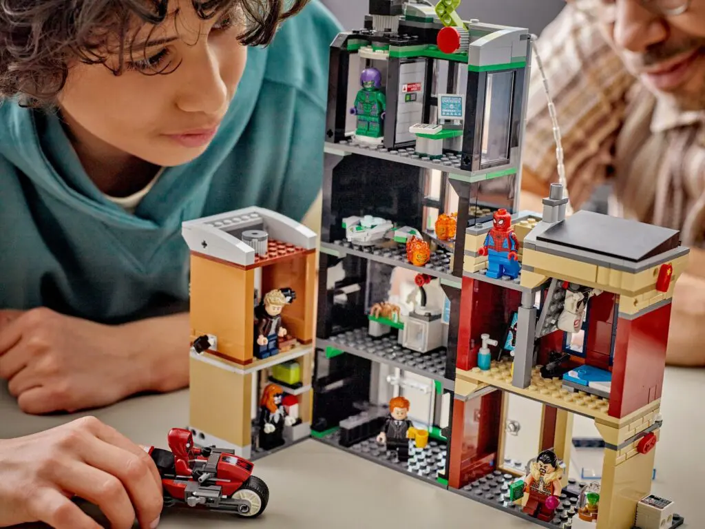 LEGO Marvel Super Heroes Spider-Man vs. Oscorp - view 5