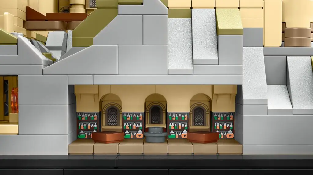 LEGO Harry Potter Hogwarts Castle and Grounds - view 12