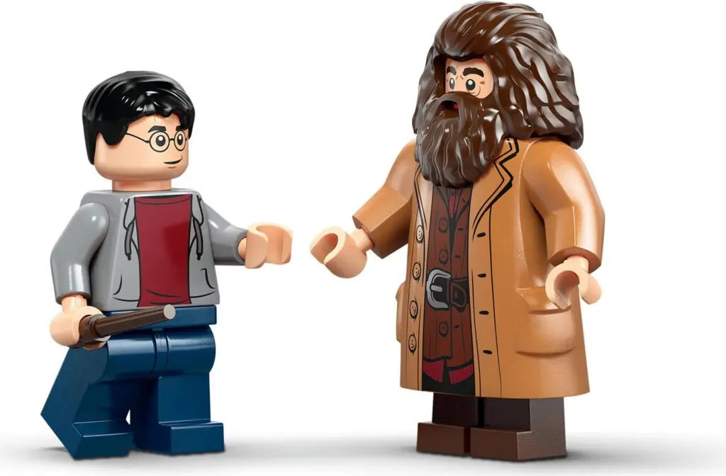 LEGO Harry Potter Hagrid & Harry's Privet Drive Escape - view 9