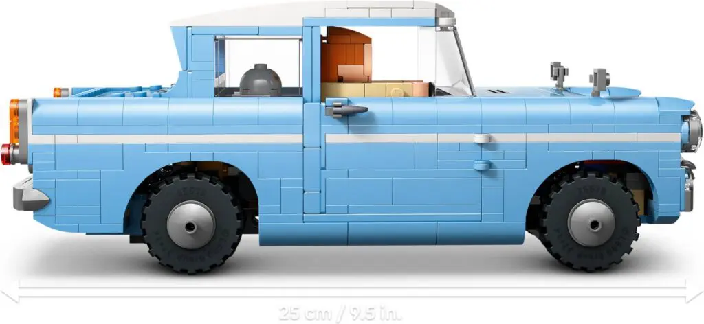 LEGO Harry Potter Enchanted Flying Ford Anglia - view 10