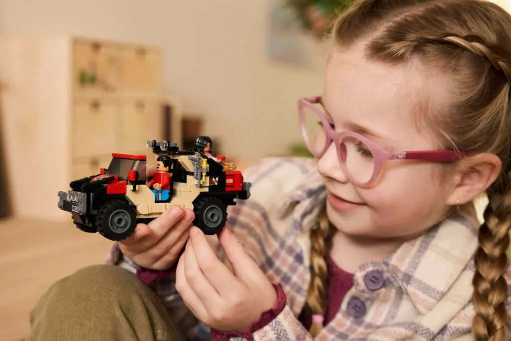LEGO Jurassic World Raptor Off-Road Escape - view 4