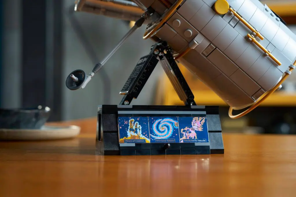 LEGO Icons Hubble Space Telescope - view 9