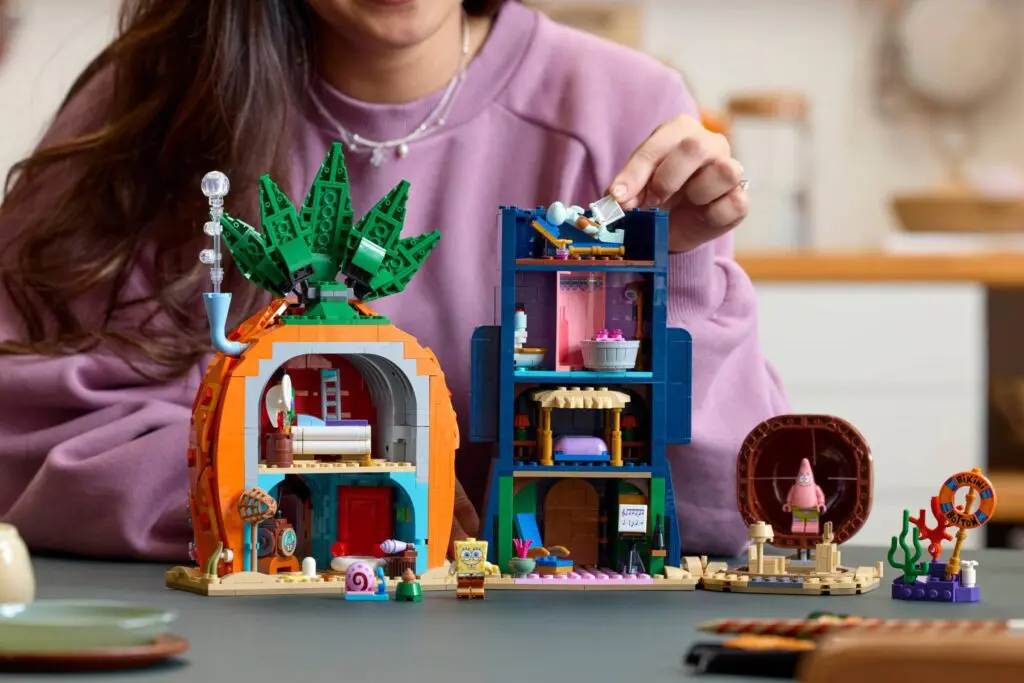 LEGO Icons SpongeBob SquarePants: Bikini Bottom - view 7