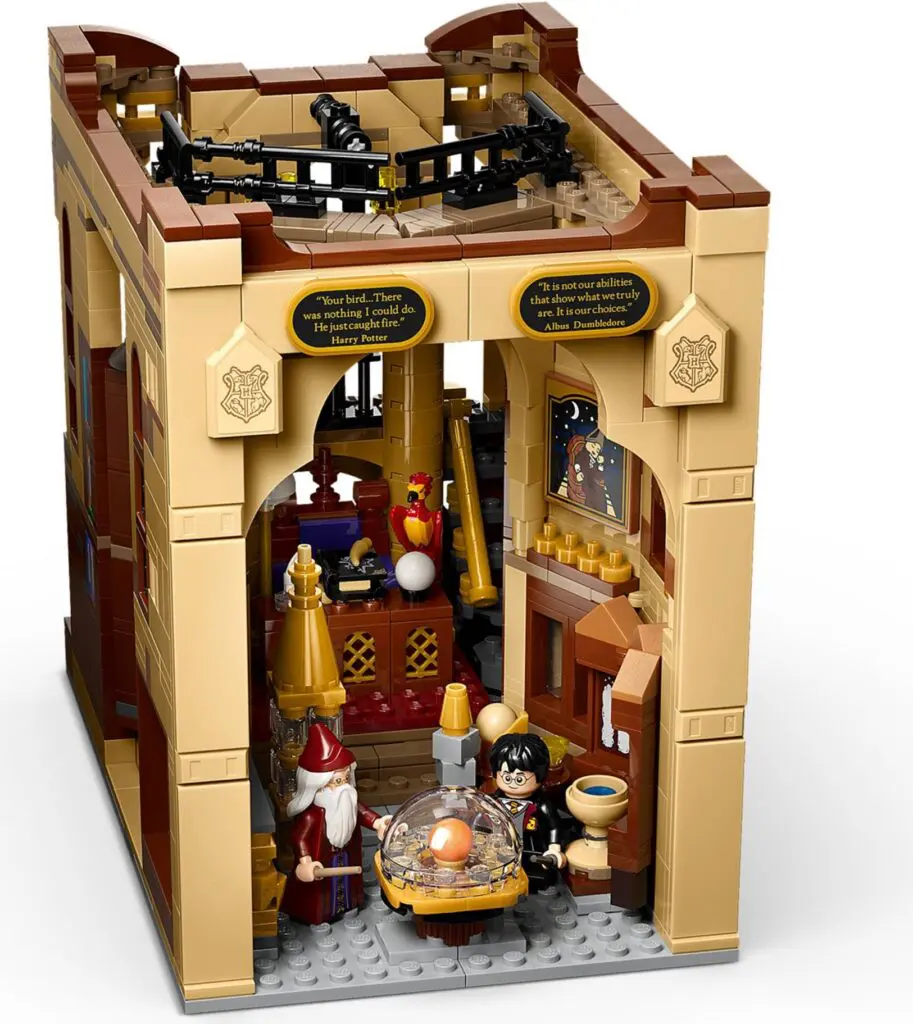 LEGO Harry Potter Book Nook: Dumbledore's Office - view 14