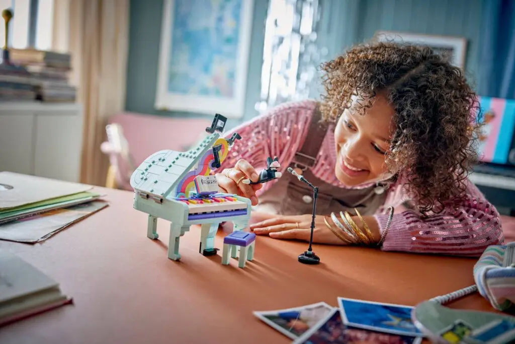 LEGO Creator Music Decor Piano - view 5