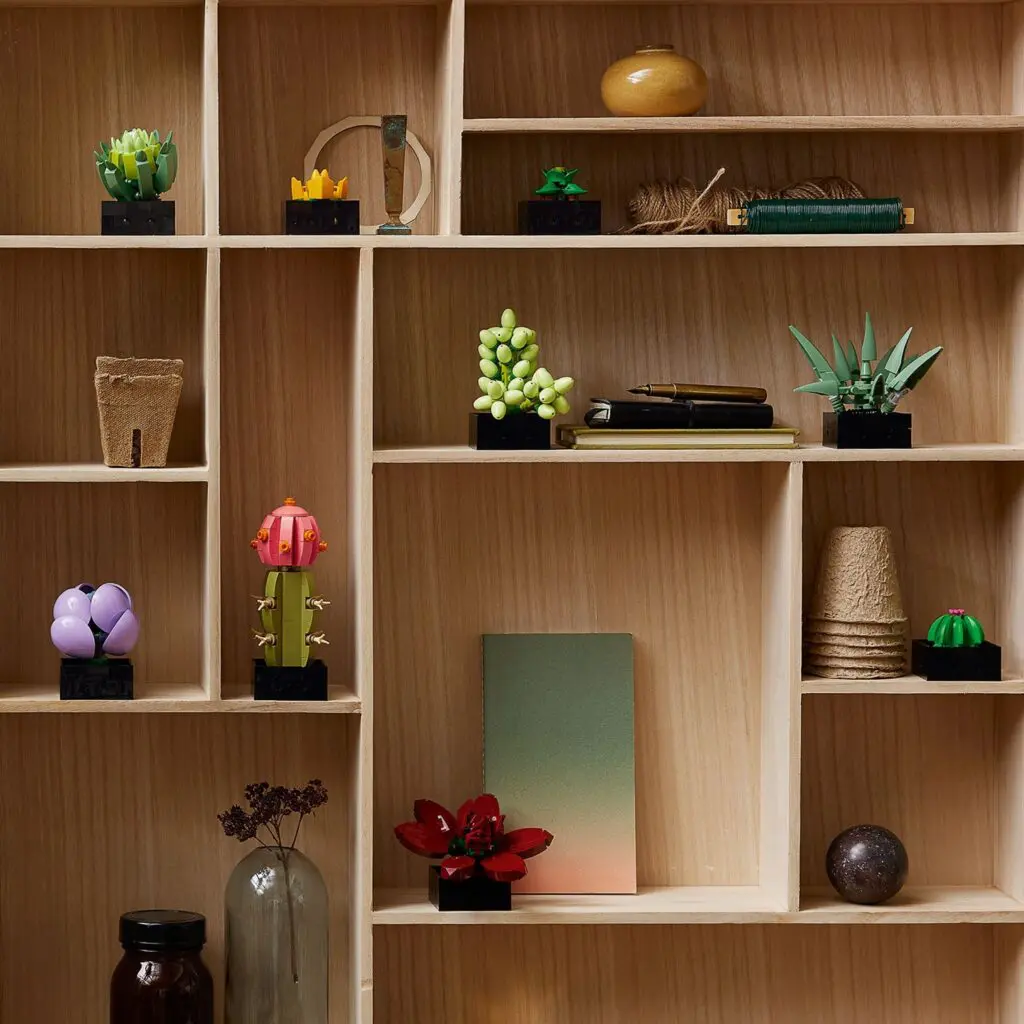LEGO Icons Succulents - view 10