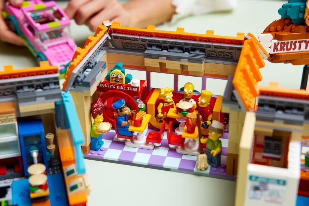 LEGO Icons The Simpsons: Krusty Burger - view 4