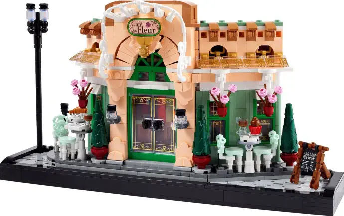 LEGO Icons French Café