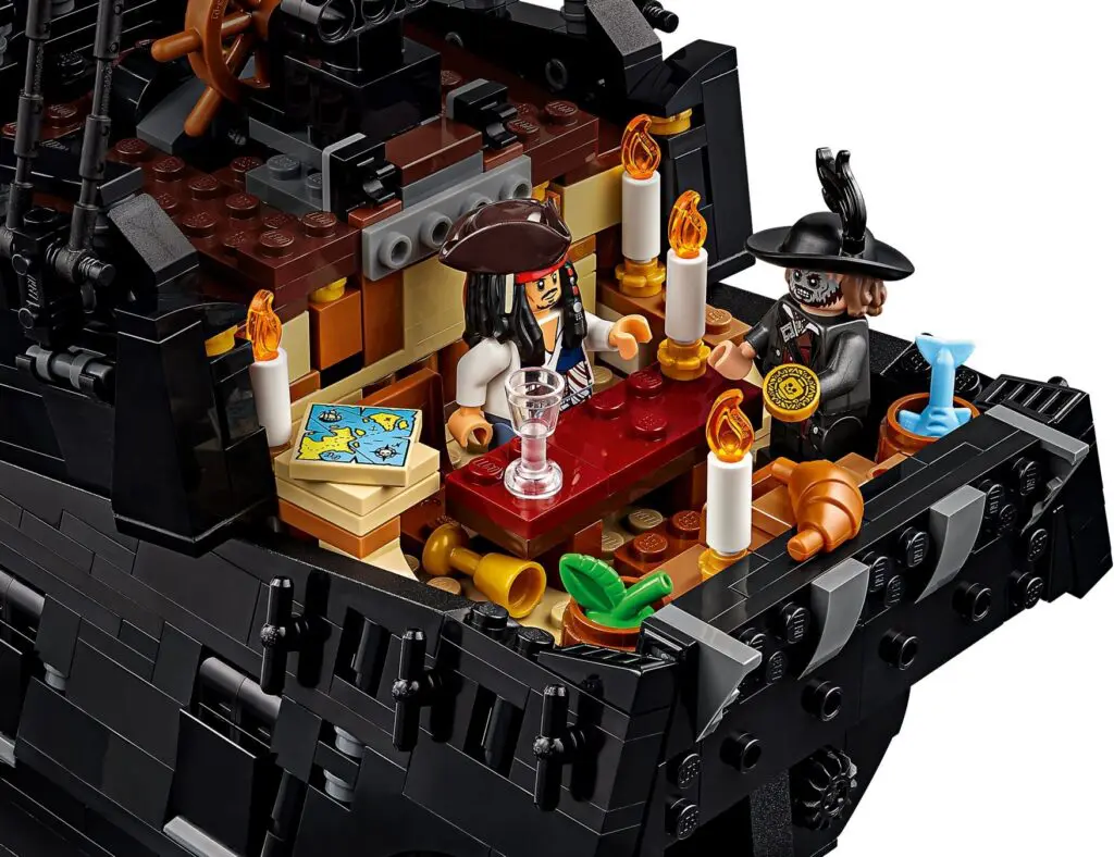LEGO Icons Captain Jack Sparrow's Pirate Ship - view 16