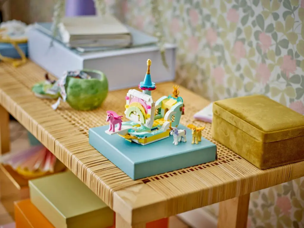 LEGO Creator Unicorn Castle - view 8