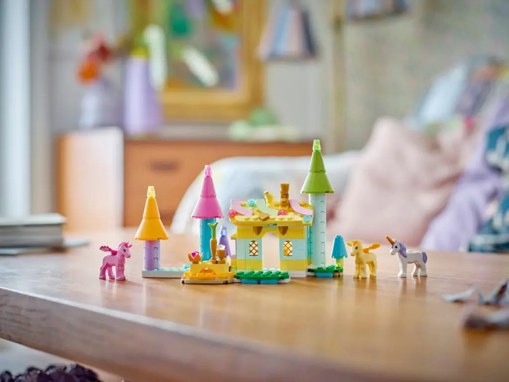 LEGO Creator Unicorn Castle - view 9