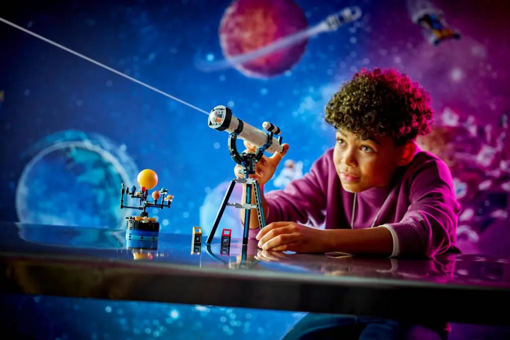 LEGO Creator Space Exploration Telescope - view 5