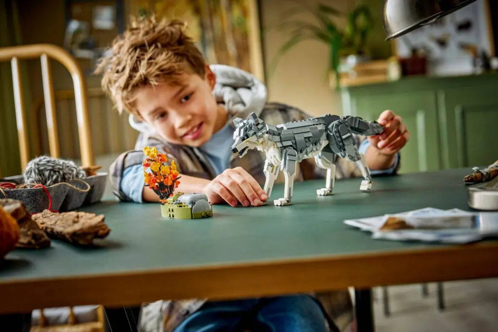 LEGO Creator Forest Animals: Grey Wolf - view 6