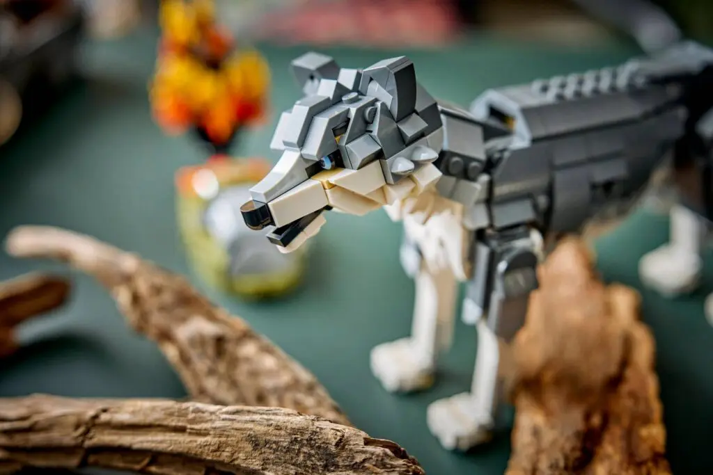 LEGO Creator Forest Animals: Grey Wolf - view 7