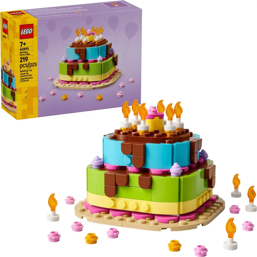 LEGO Seasonal Birthday Party Cake - view 3