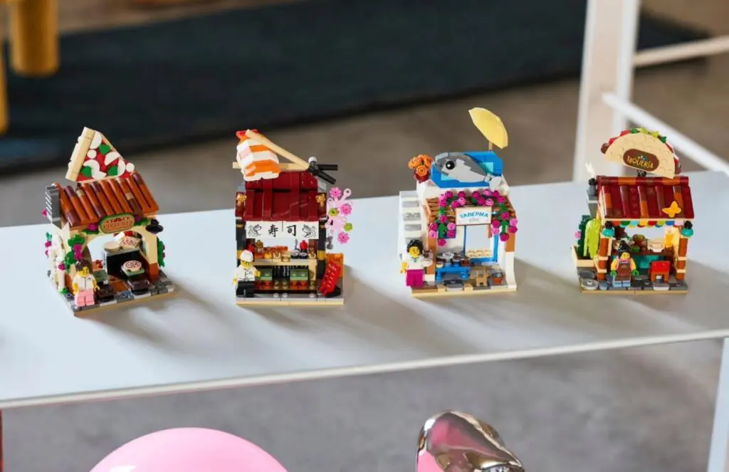 LEGO Promotional Restaurants of the World: Italy - view 2
