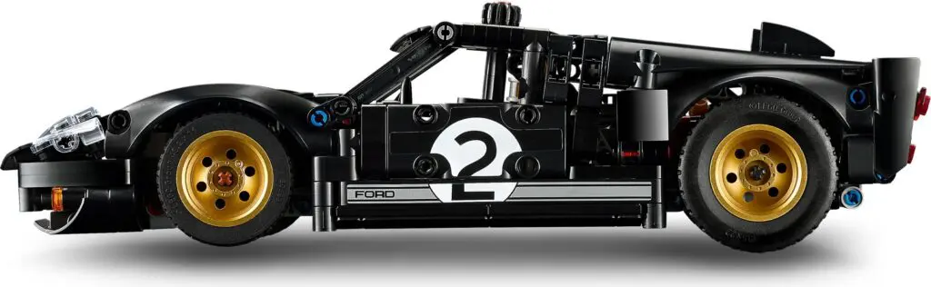 LEGO Technic 1966 Ford GT40 MKII - view 11