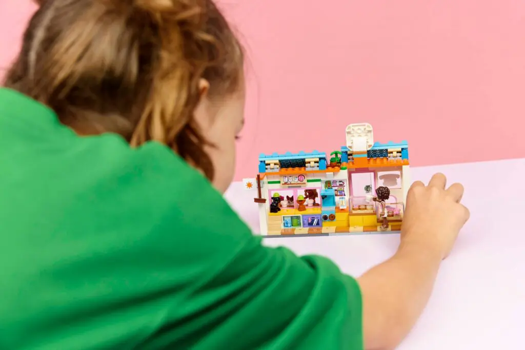 LEGO Friends Dog Treats Bakery - view 5