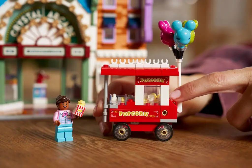 LEGO Disney Main Street, U.S.A. - view 7