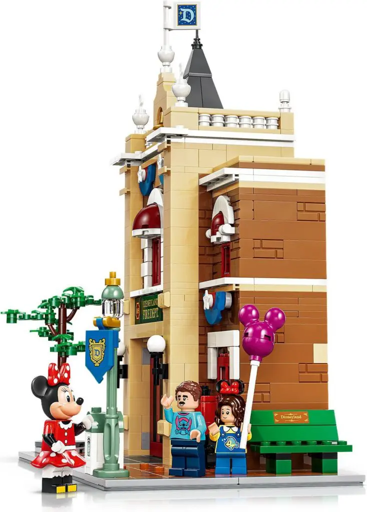 LEGO Disney Main Street, U.S.A. - view 19