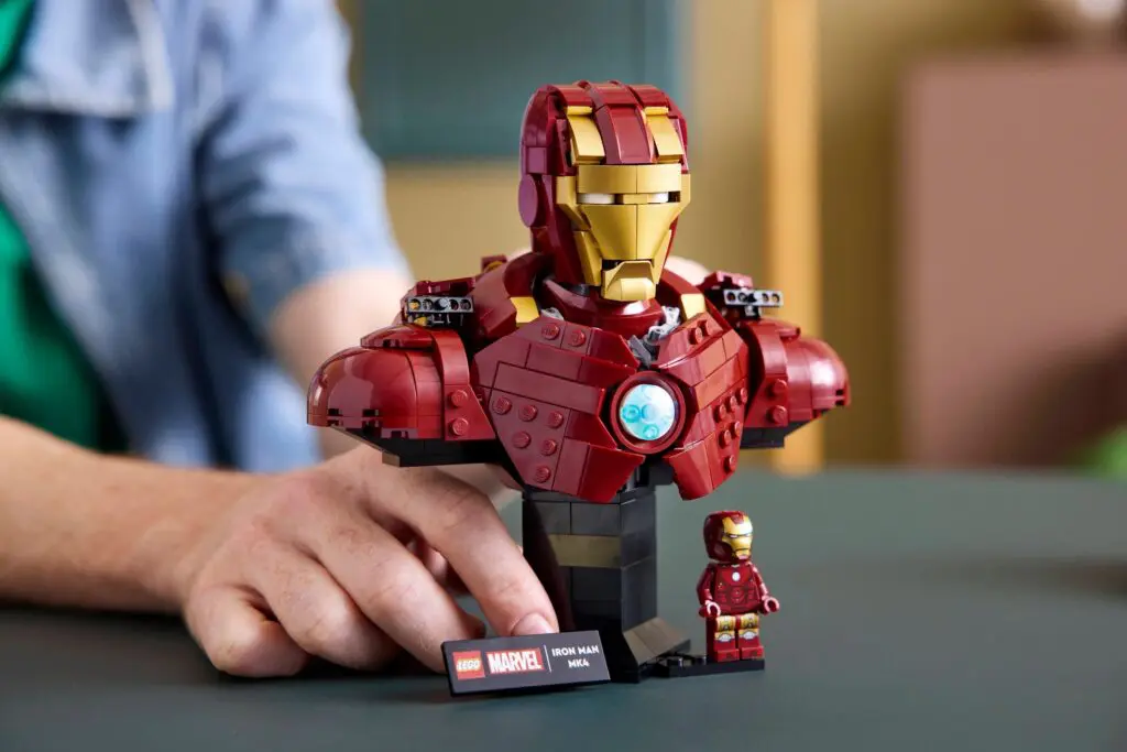LEGO Marvel Super Heroes Iron Man MK4 Bust - view 4