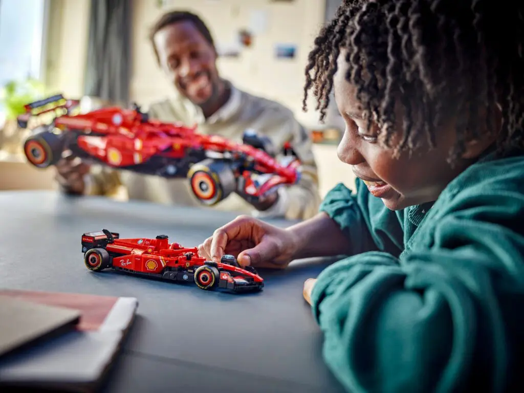 LEGO Speed Champions Ferrari SF-24 - view 2