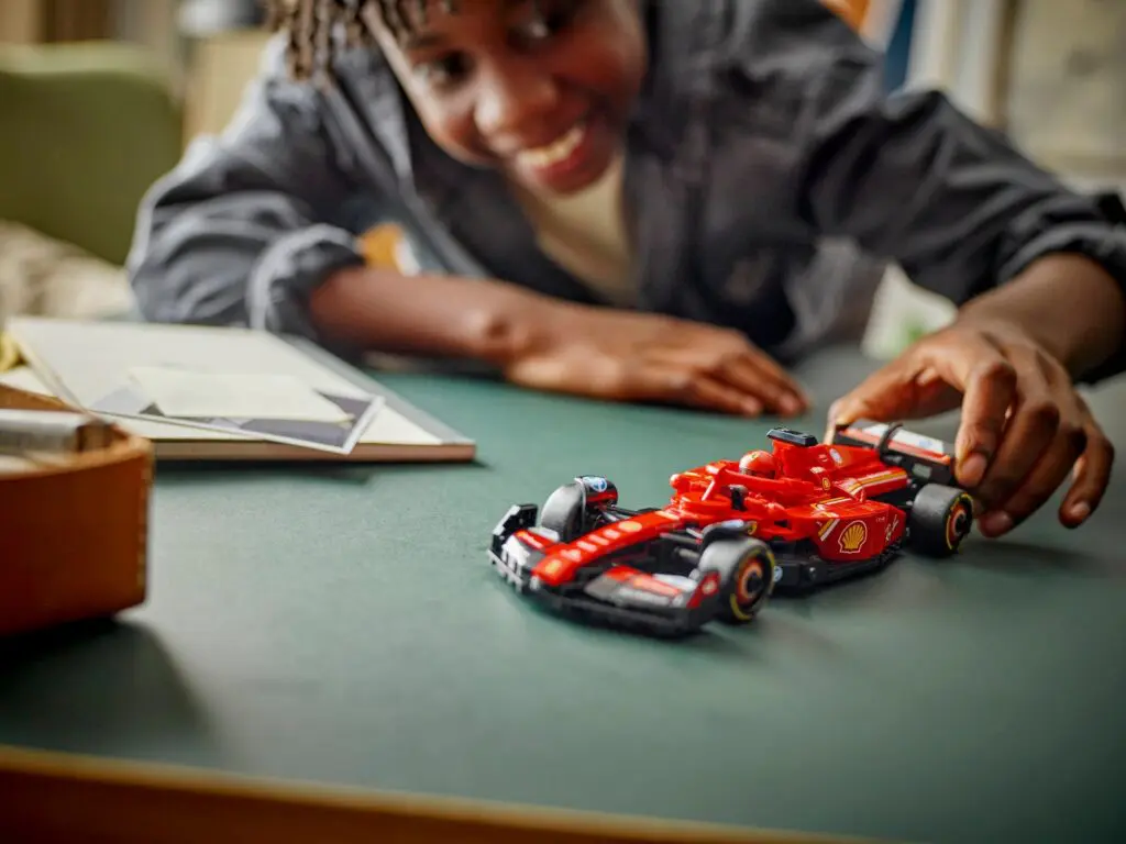 LEGO Speed Champions Ferrari SF-24 - view 6