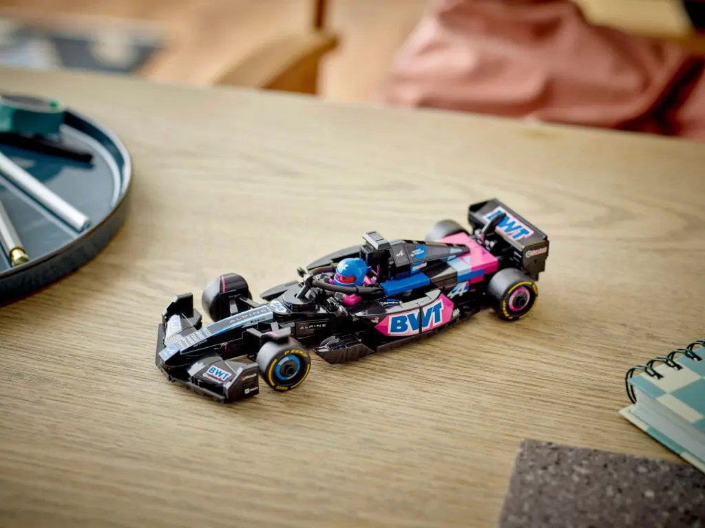LEGO Speed Champions BWT Alpine F1 Team A524 - view 6