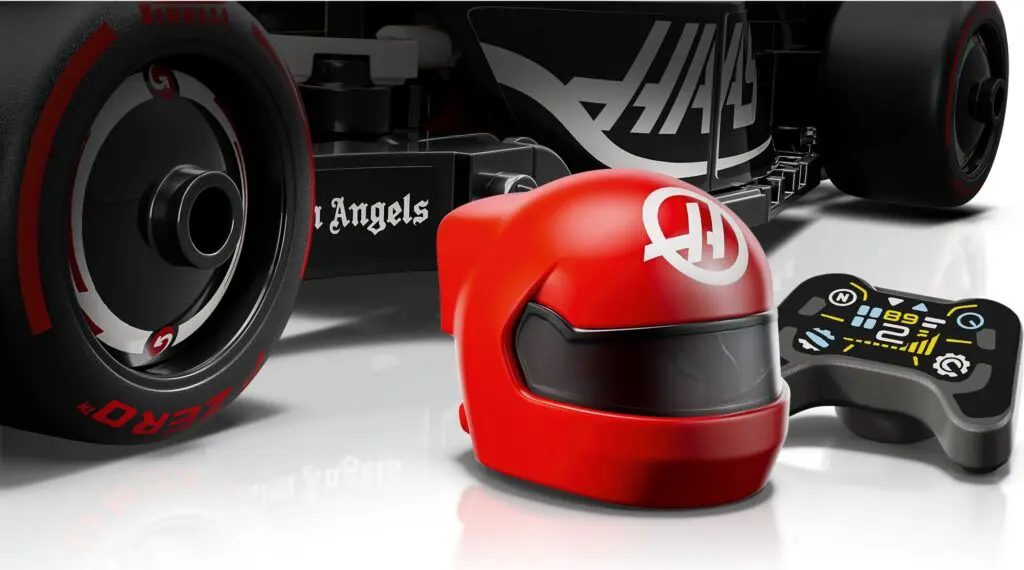 LEGO Speed Champions MoneyGram Haas F1 Team VF-24 - view 8