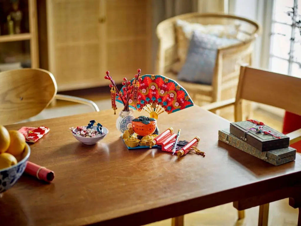 LEGO Seasonal Good Fortune - view 8