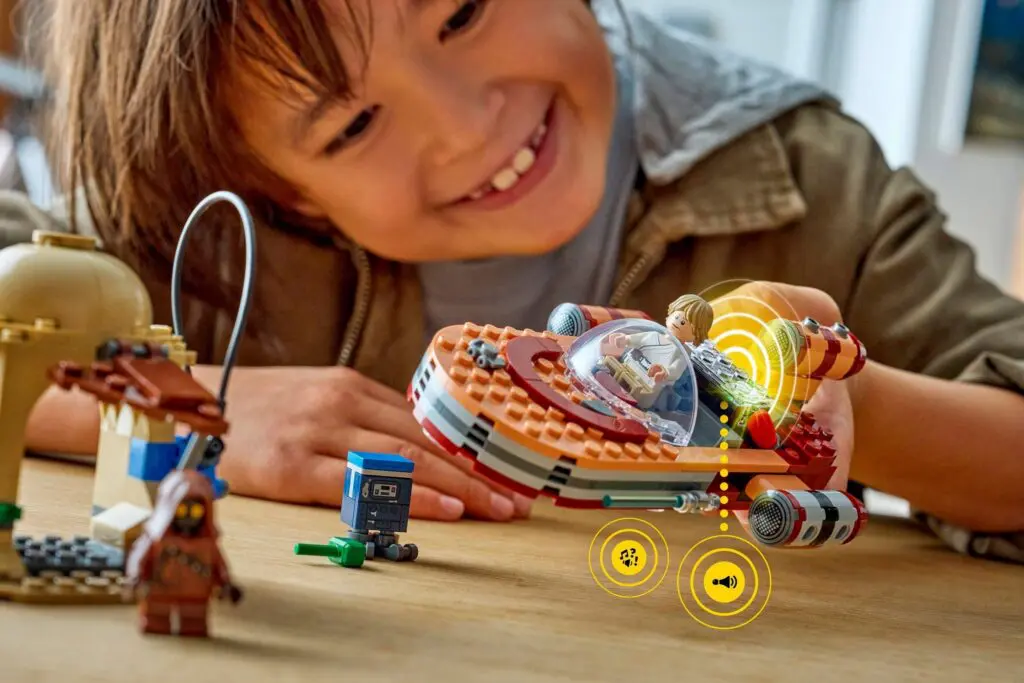 LEGO Star Wars Luke's Landspeeder - view 11