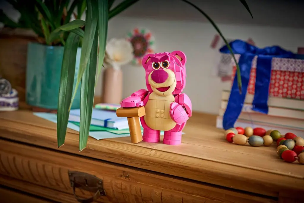 LEGO Disney Lotso - view 8