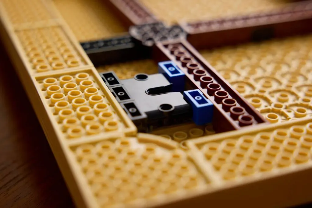 LEGO Art Gustav Klimt - The Kiss - view 10
