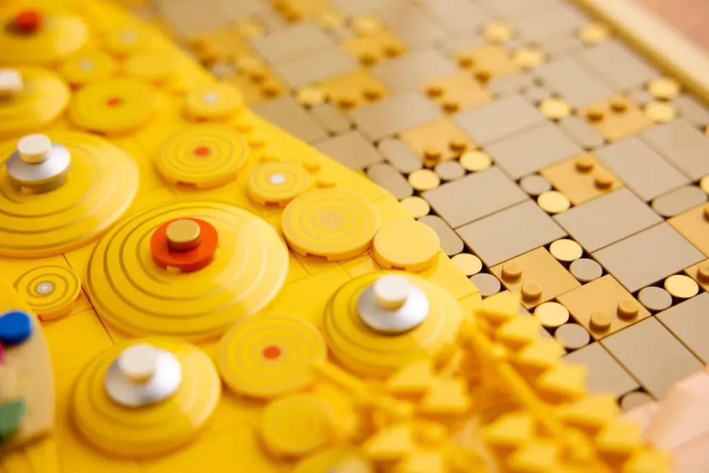 LEGO Art Gustav Klimt - The Kiss - view 14