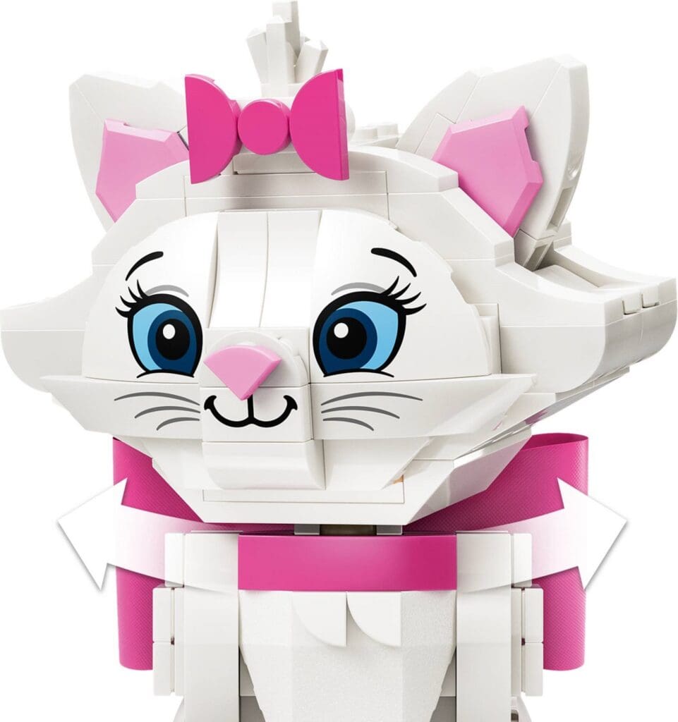LEGO Disney The Aristocats Adorable Marie - view 11